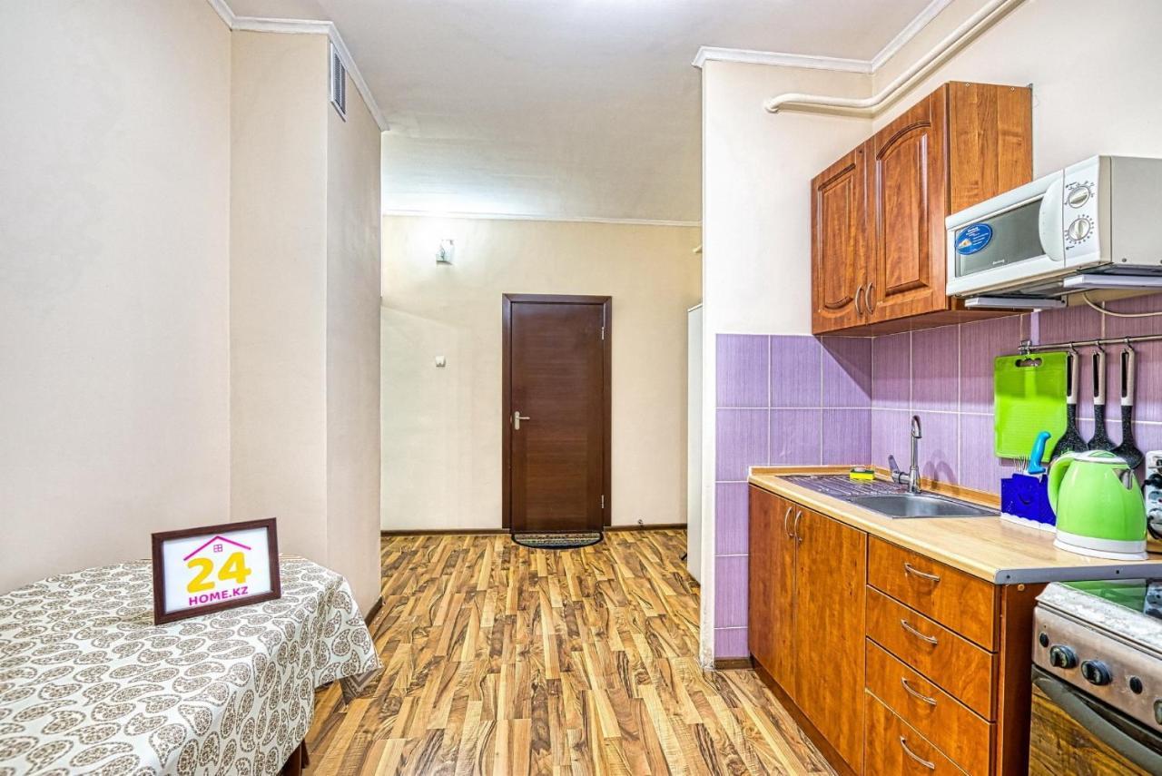 Апартаменты Орбита-2, 11 Almaty Esterno foto