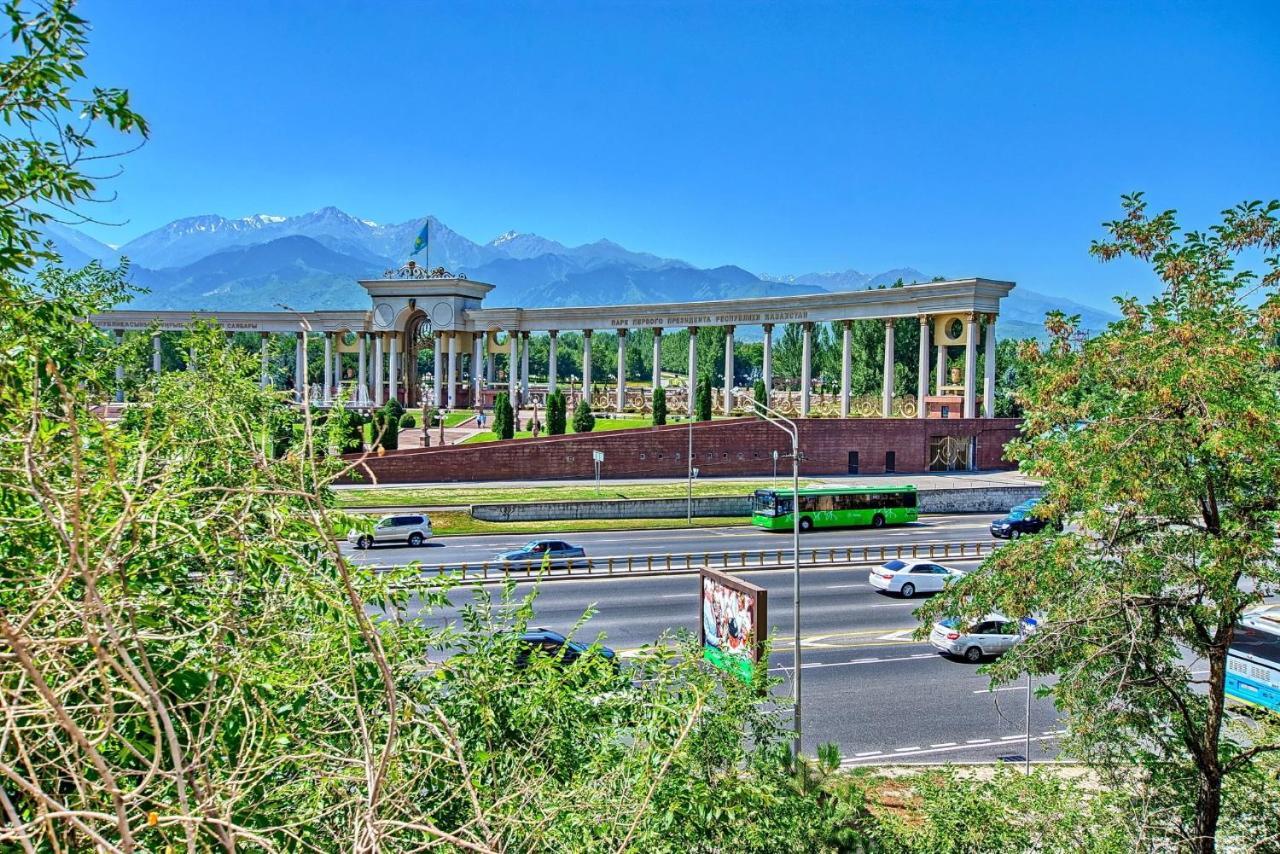 Апартаменты Орбита-2, 11 Almaty Esterno foto